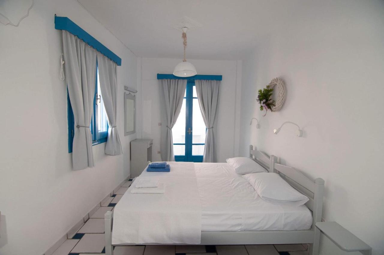 Giavasi Seaside Finiki Apartment Exterior photo